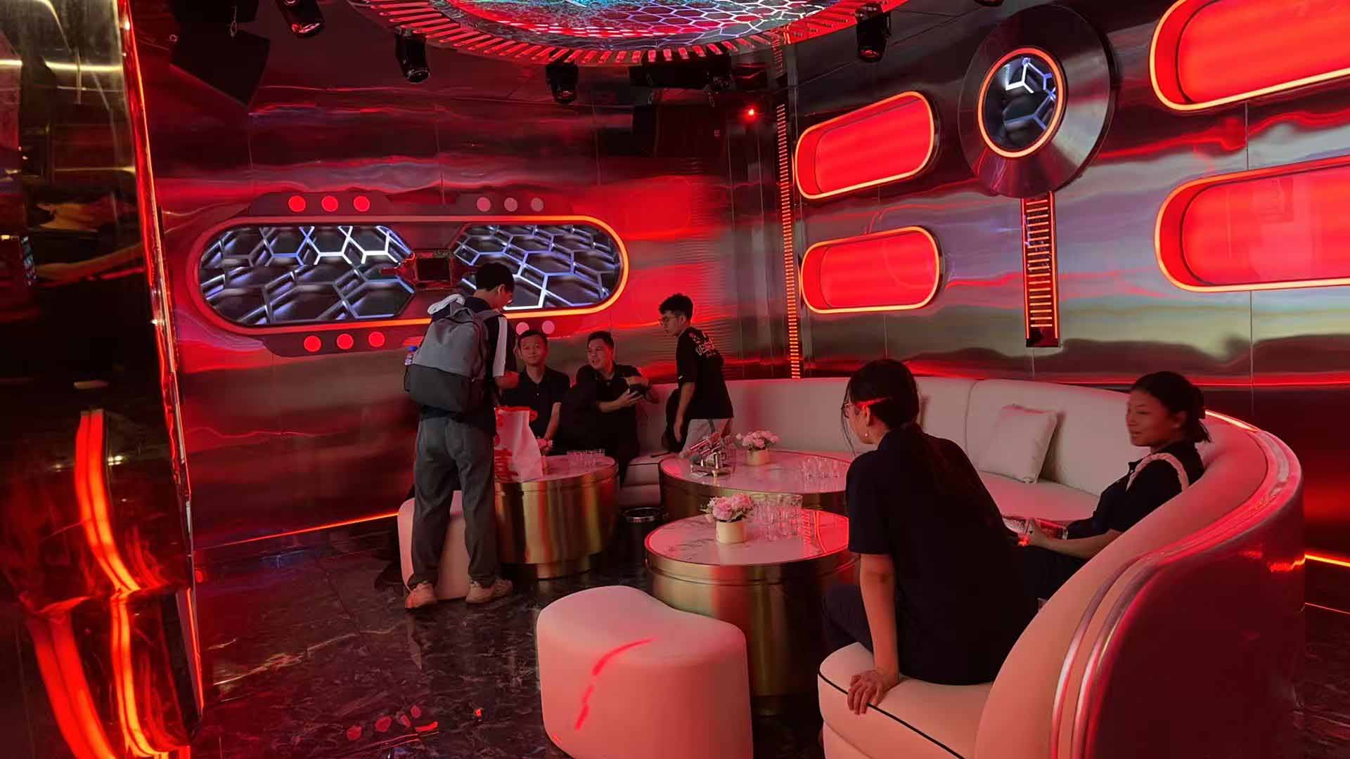 午夜精品福利网科技公司（sī）員工齊聚光明區（qū）蠄蜍（chú）石，開（kāi）啟活力（lì）爬山之（zhī）旅暨（jì）團建活動(圖6)